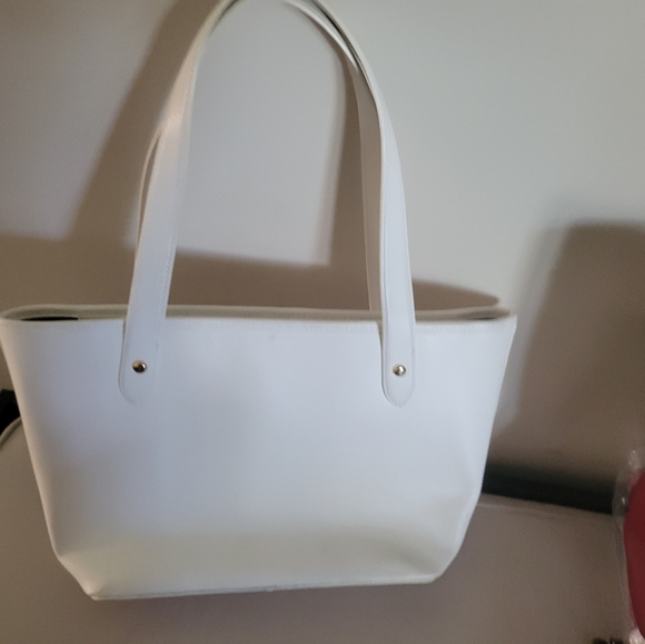 Hand bag - Picture 2 of 3